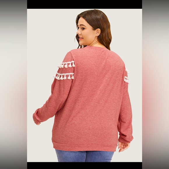 NWT BloomChic “ELLE” crew neck tassel Heather trim dusty rose sweatshirt Sz 1x - Picture 2 of 9